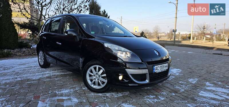 Минивэн Renault Scenic 2011 в Нововолынске