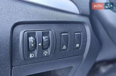 Минивэн Renault Scenic 2011 в 