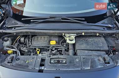 Минивэн Renault Scenic 2011 в 