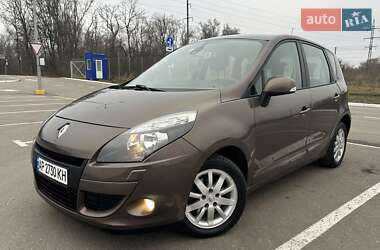 Минивэн Renault Scenic 2010 в Запорожье