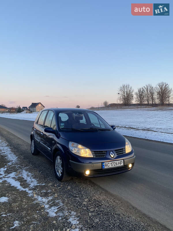 Минивэн Renault Scenic 2003 в 