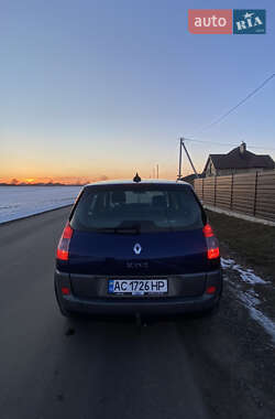 Минивэн Renault Scenic 2003 в 