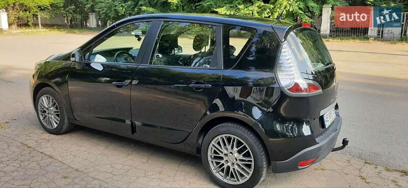 Мінівен Renault Scenic 2013 в Кривому Розі