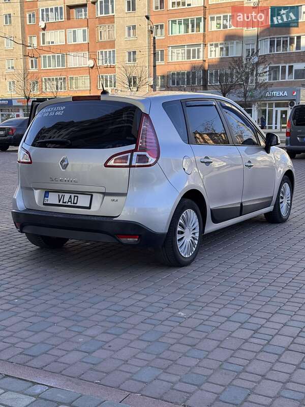 Минивэн Renault Scenic 2010 в Ивано-Франковске