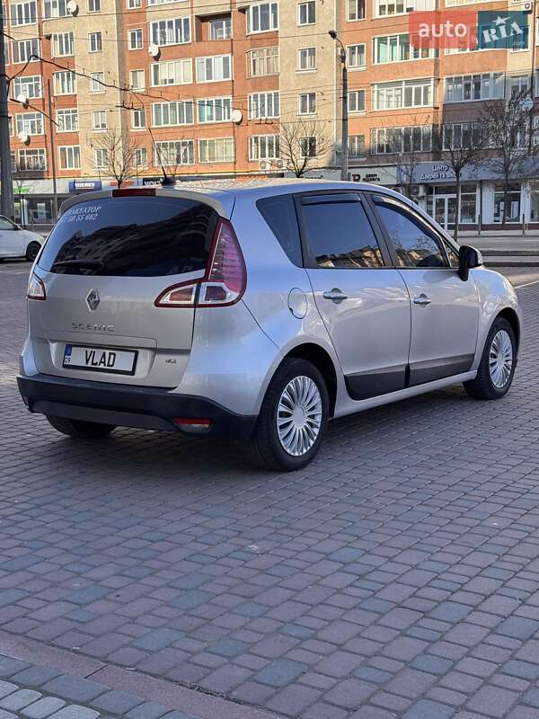 Минивэн Renault Scenic 2010 в Ивано-Франковске
