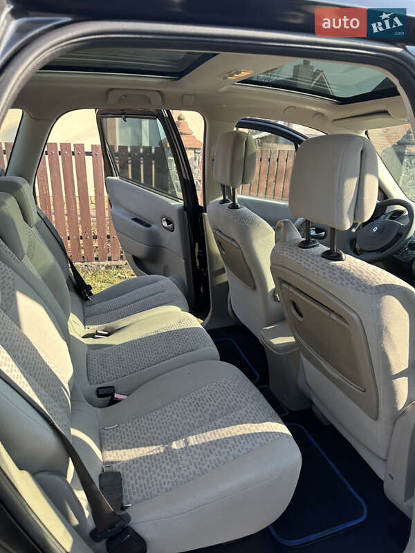 Минивэн Renault Scenic 2006 в Луцке