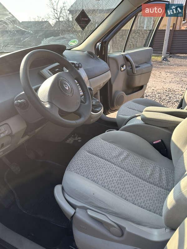 Минивэн Renault Scenic 2006 в Луцке