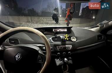 Мінівен Renault Scenic 2012 в 