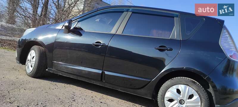 Мінівен Renault Scenic 2013 в Дніпрі