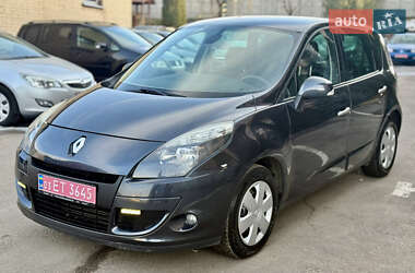 Минивэн Renault Scenic 2011 в Ровно