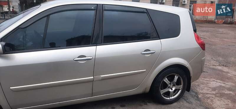 Минивэн Renault Scenic 2007 в Киеве
