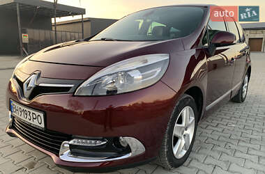 Минивэн Renault Scenic 2015 в Калуше