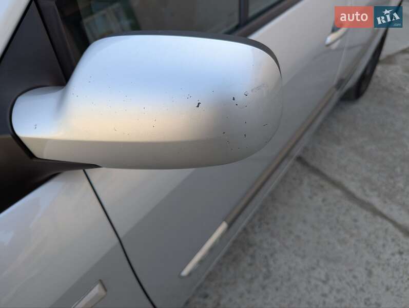 Мінівен Renault Scenic 2005 в Стрию