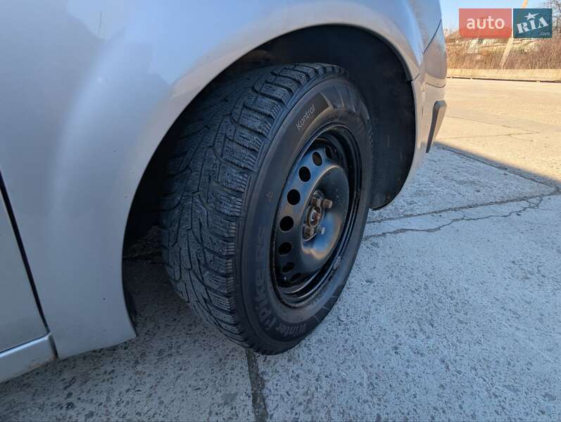 Мінівен Renault Scenic 2005 в Стрию