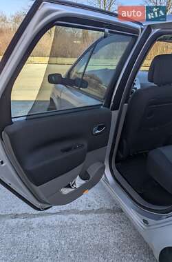 Минивэн Renault Scenic 2005 в 