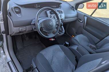 Минивэн Renault Scenic 2005 в 