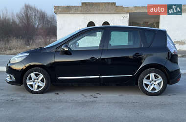 Мінівен Renault Scenic 2015 в 