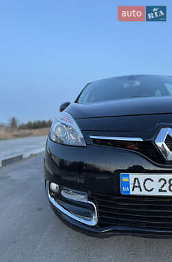 Мінівен Renault Scenic 2015 в 
