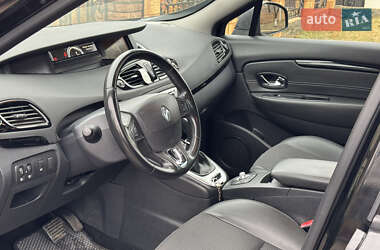 Мінівен Renault Scenic 2015 в 