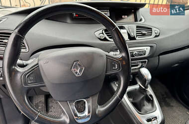 Мінівен Renault Scenic 2015 в 