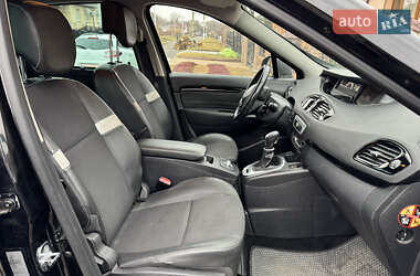 Мінівен Renault Scenic 2015 в 