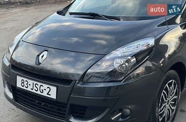 Мінівен Renault Scenic 2009 в Дубні