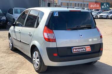 Минивэн Renault Scenic 2003 в 