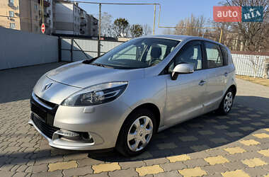 Минивэн Renault Scenic 2012 в Яготине