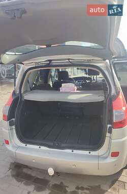 Минивэн Renault Scenic 2007 в 