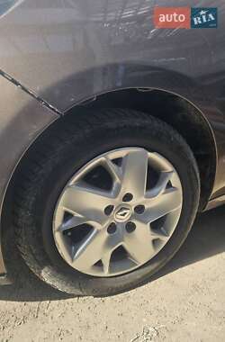 Минивэн Renault Scenic 2012 в 