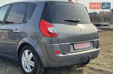 Минивэн Renault Scenic 2006 в Владимире