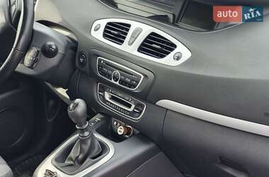 Мінівен Renault Scenic 2011 в Дніпрі