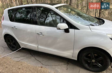 Минивэн Renault Scenic 2009 в Кременчуге