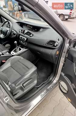 Минивэн Renault Scenic 2016 в 