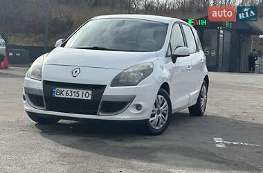 Минивэн Renault Scenic 2011 в Ровно