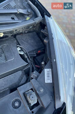Минивэн Renault Scenic 2012 в 