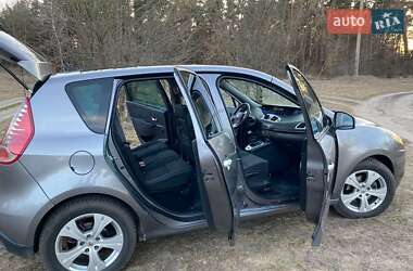 Минивэн Renault Scenic 2010 в Миргороде