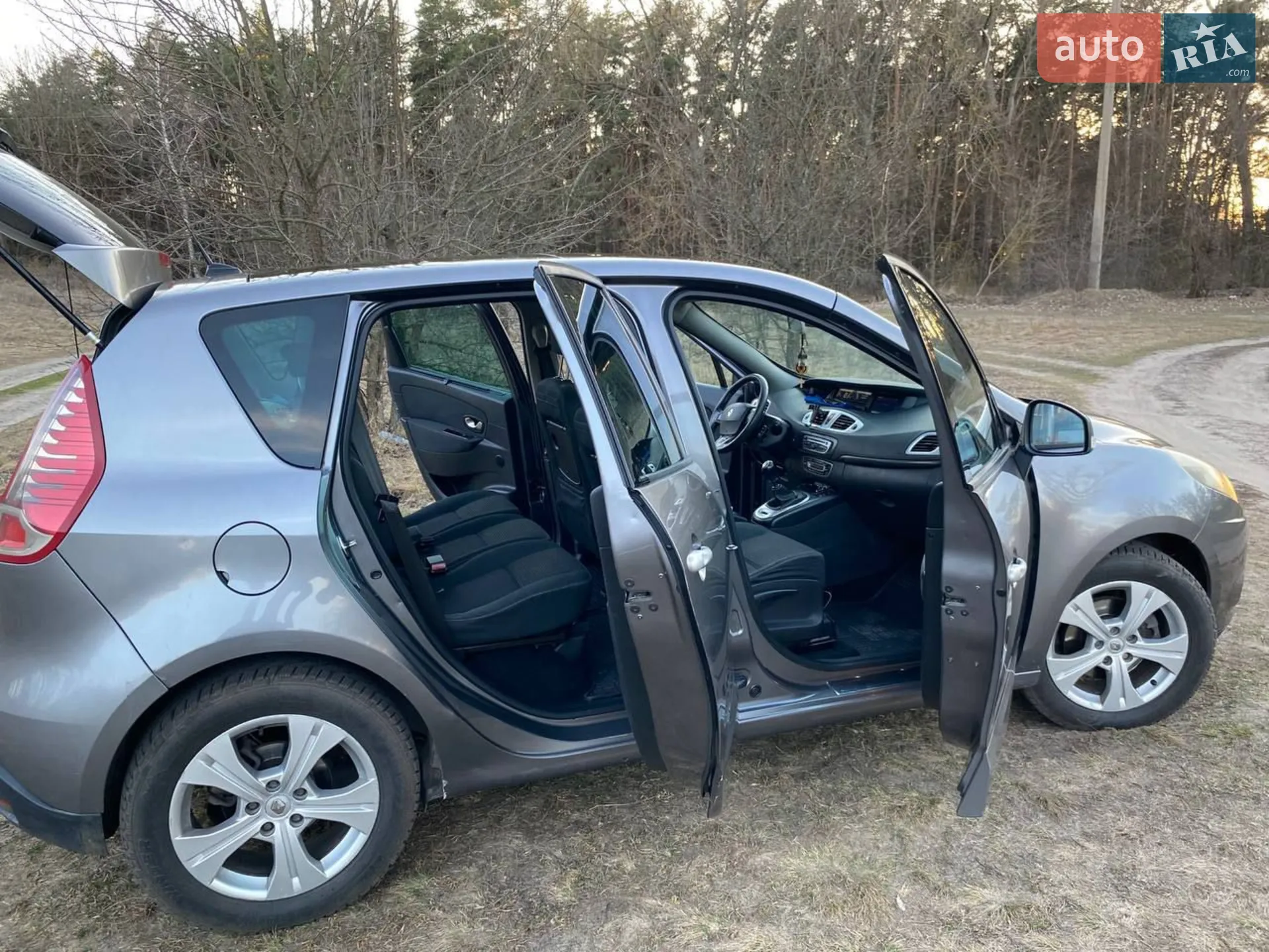2010 Renault Scenic - мініатюра 2