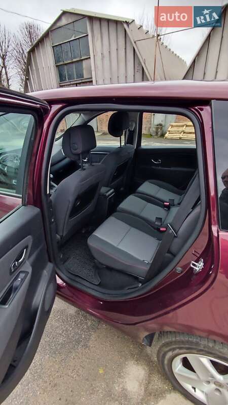 Минивэн Renault Scenic 2012 в Днепре