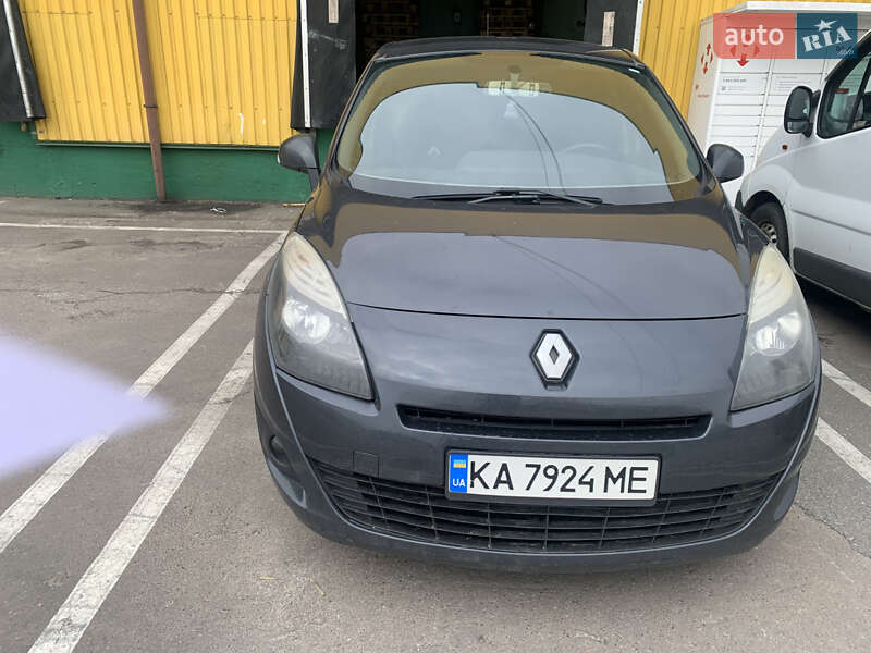 Renault Scenic 2011