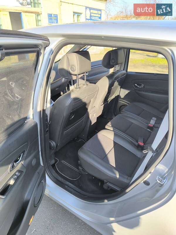 Минивэн Renault Scenic 2011 в Кагарлыке фото 4 Минивэн Renault Scenic 2011 в Кагарлыке