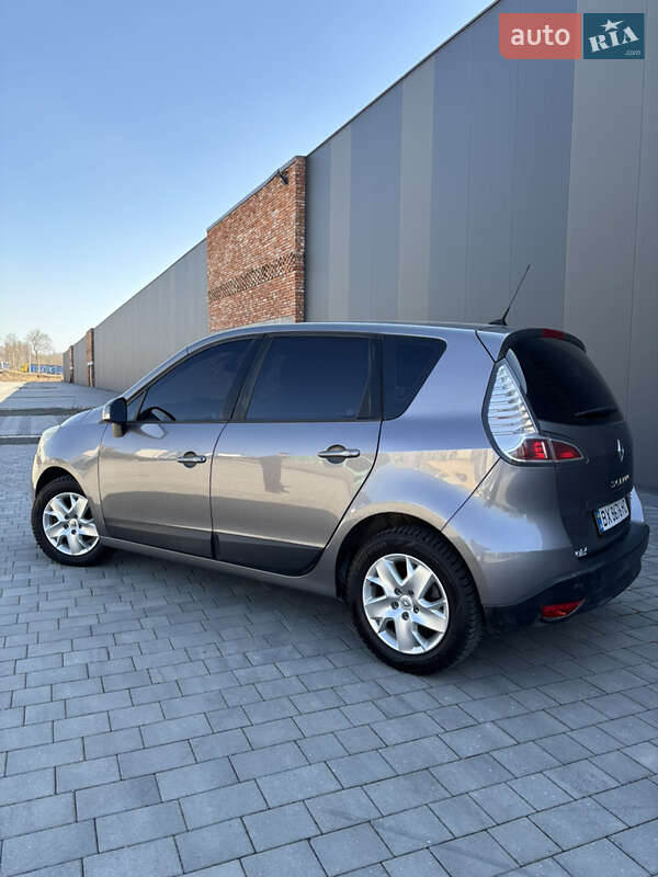 Мінівен Renault Scenic 2012 в Хмельницькому