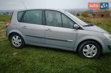 Минивэн Renault Scenic 2004 в 