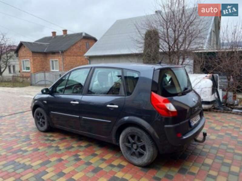 Мінівен Renault Scenic 2007 в Бережанах