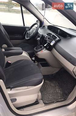 Мінівен Renault Scenic 2004 в 