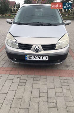 Мінівен Renault Scenic 2004 в 