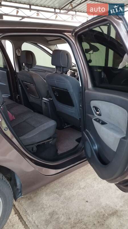 Минивэн Renault Scenic 2011 в Чернигове