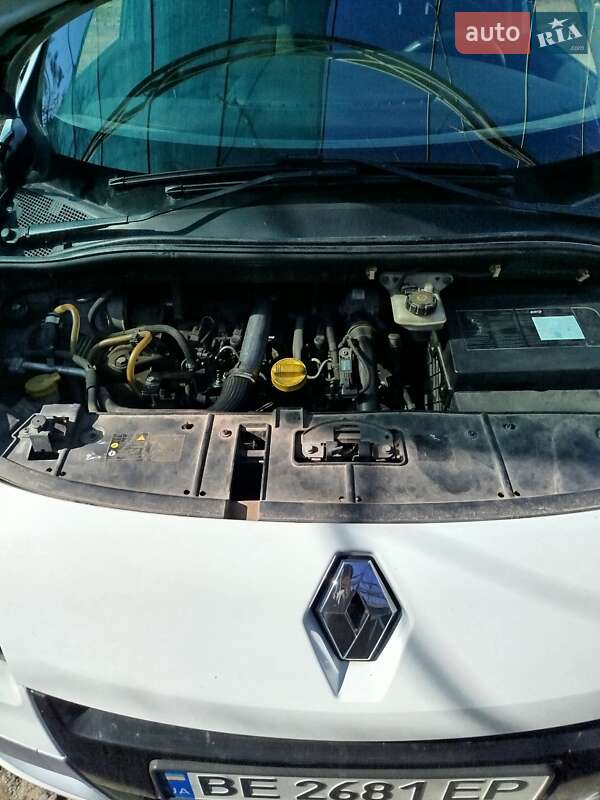 Мінівен Renault Scenic 2011 в Ізмаїлі