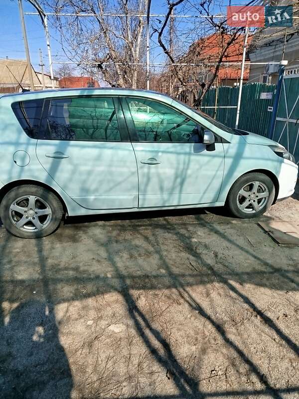Мінівен Renault Scenic 2011 в Ізмаїлі