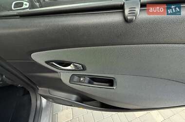 Минивэн Renault Scenic 2011 в 